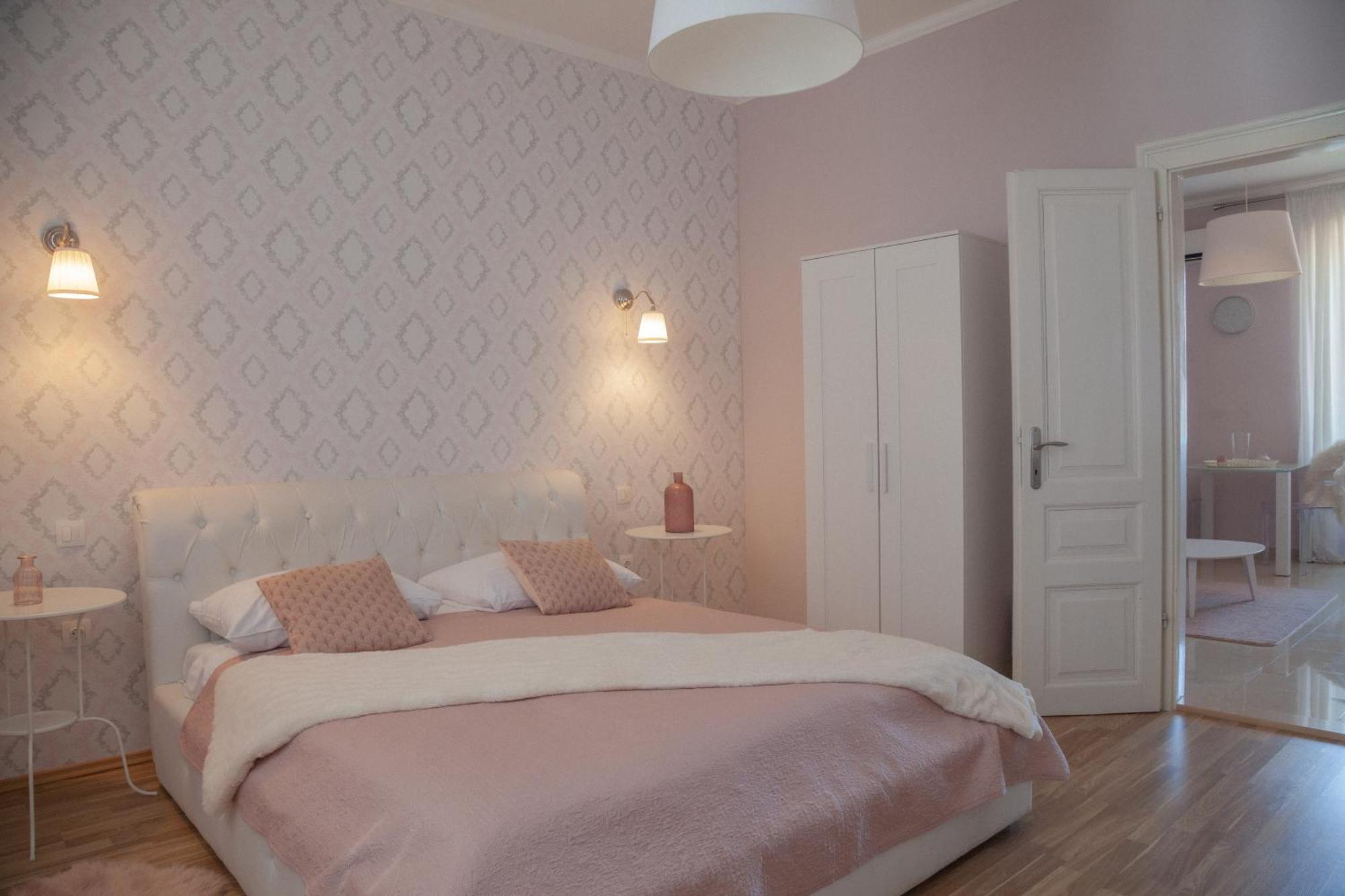 Captain Emo City Apartments Пула Екстериор снимка
